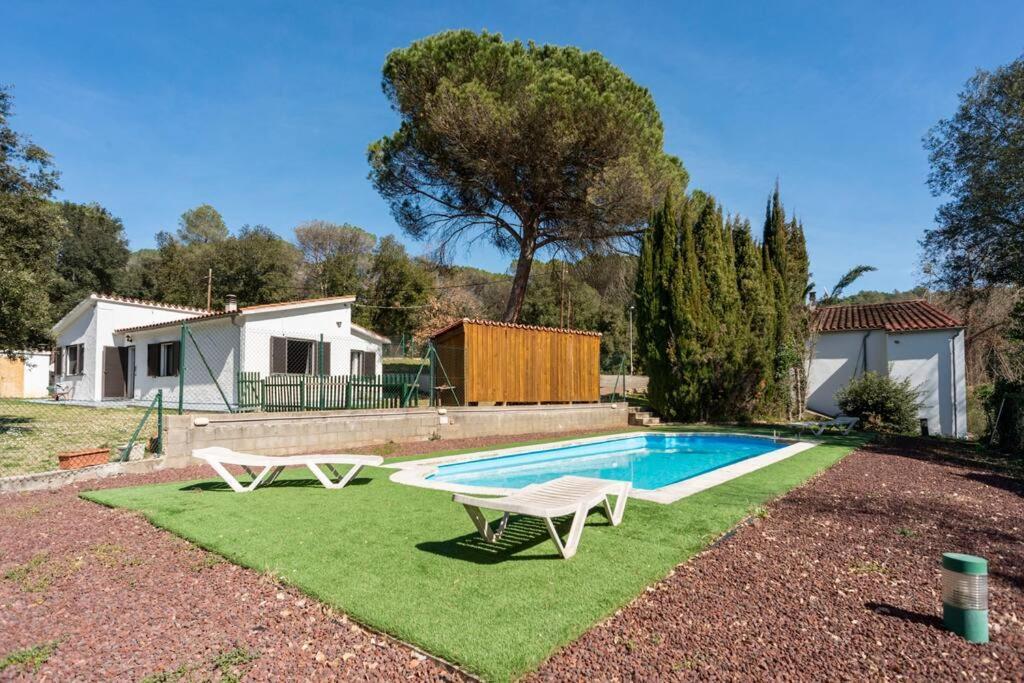 Casa Con Piscina Cerca De Girona Exterior foto
